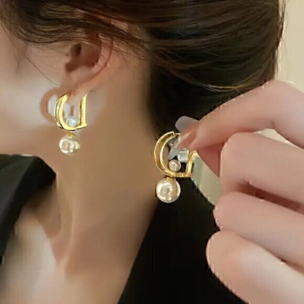 Golden D Design Inlaid Faux Pearl Dangle Earrings